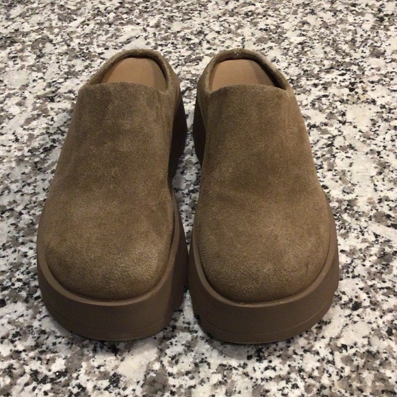 Source Unknown Shoes - European Suede Clogs